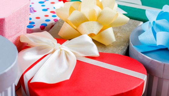 10 idées de cadeaux d'anniversaire à petit budget