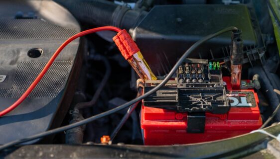 service professionnel de réparation de câbles pour garantir la continuité et la sécurité de vos installations électriques.