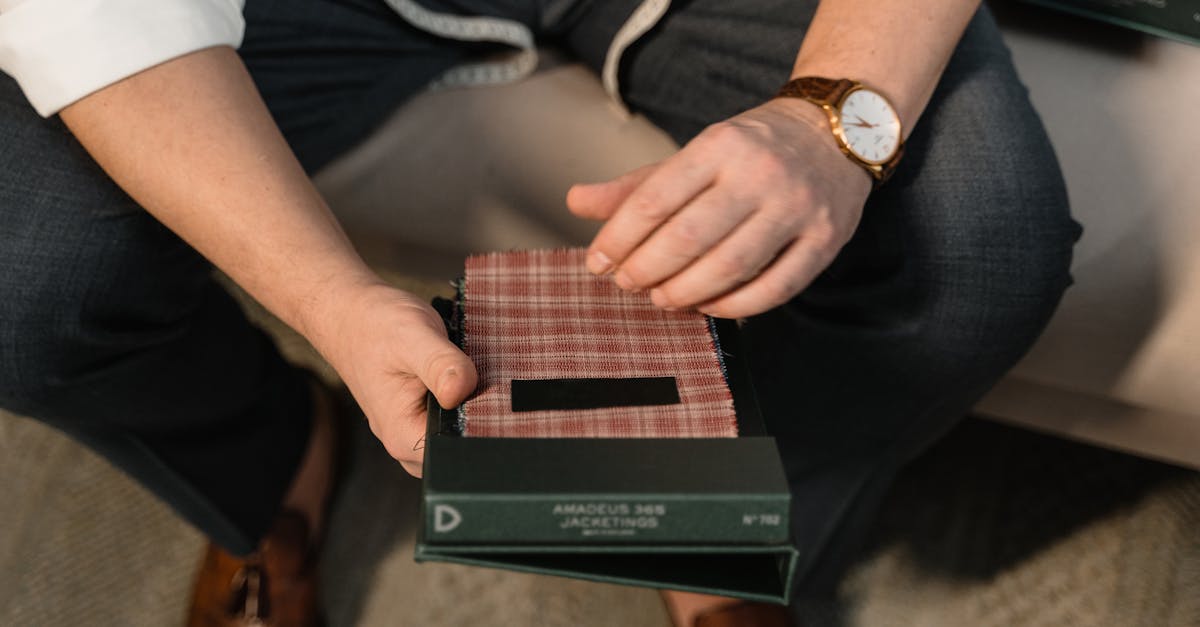 accessoires de placard sur mesure pour optimiser votre rangement et personnaliser votre espace avec style et fonctionnalité.