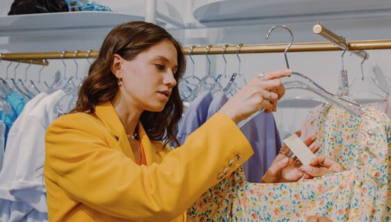 découvrez les dernières tendances des armoires sur mesure alliant style, fonctionnalité et innovation pour un rangement personnalisé et moderne.