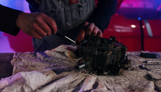 service de réparation électrique fiable et rapide pour tous vos besoins domestiques et industriels. experts qualifiés disponibles pour intervenir chez vous.