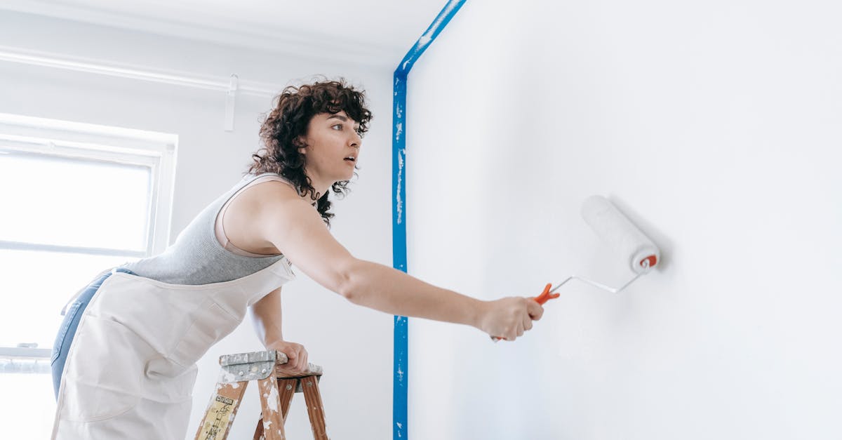 service professionnel de rénovation de peinture pour redonner vie et fraîcheur à vos surfaces intérieures et extérieures.