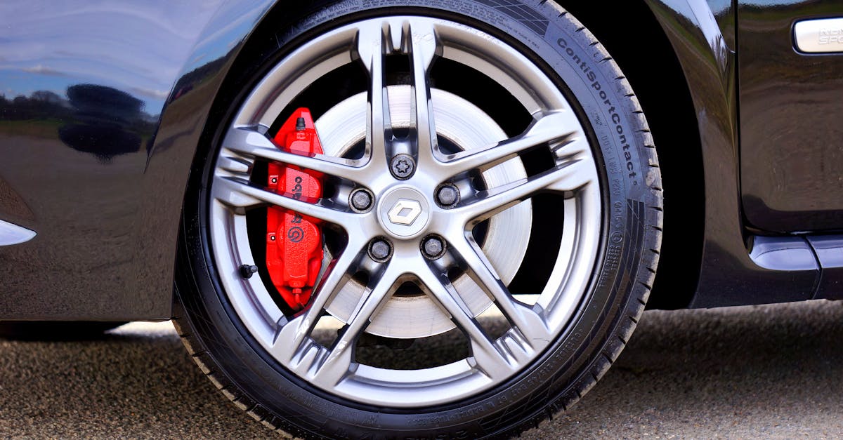 découvrez notre système de freinage automatique innovant pour une sécurité accrue et une conduite plus sereine. technologie avancée pour prévenir les accidents.