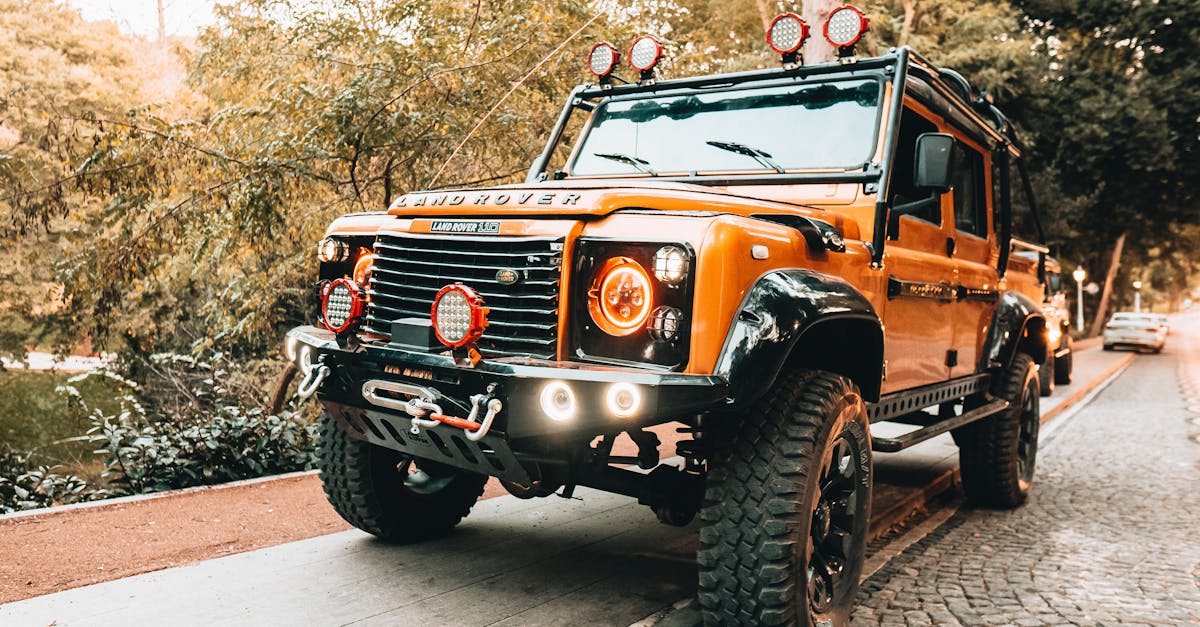 treuil électrique 12v puissant et fiable pour une utilisation facile et efficace. idéal pour le levage et le remorquage de charges lourdes en toute sécurité.