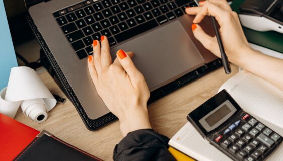 obtenez des estimations précises et rapides pour vos travaux en ligne. simplifiez la gestion de vos projets avec notre outil d'estimation professionnel.