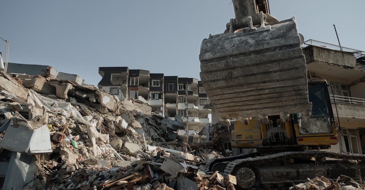 service professionnel d'enlèvement de gravats pour un chantier propre et sécurisé. élimination rapide et efficace des déchets de construction.