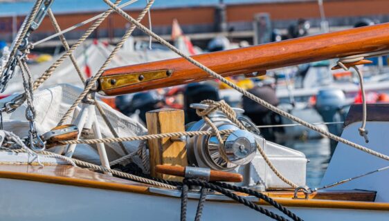 découvrez notre sélection de treuils robustes et fiables pour toutes vos applications, du levage industriel aux activités en plein air. performance et sécurité garanties.