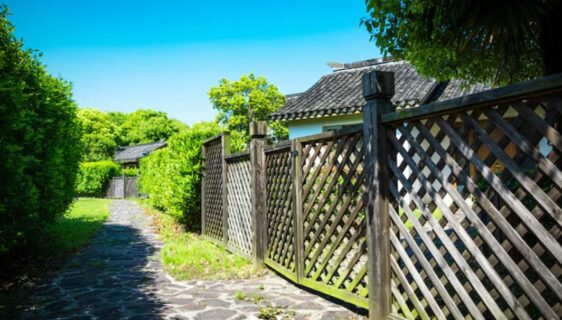 Installer une clôture